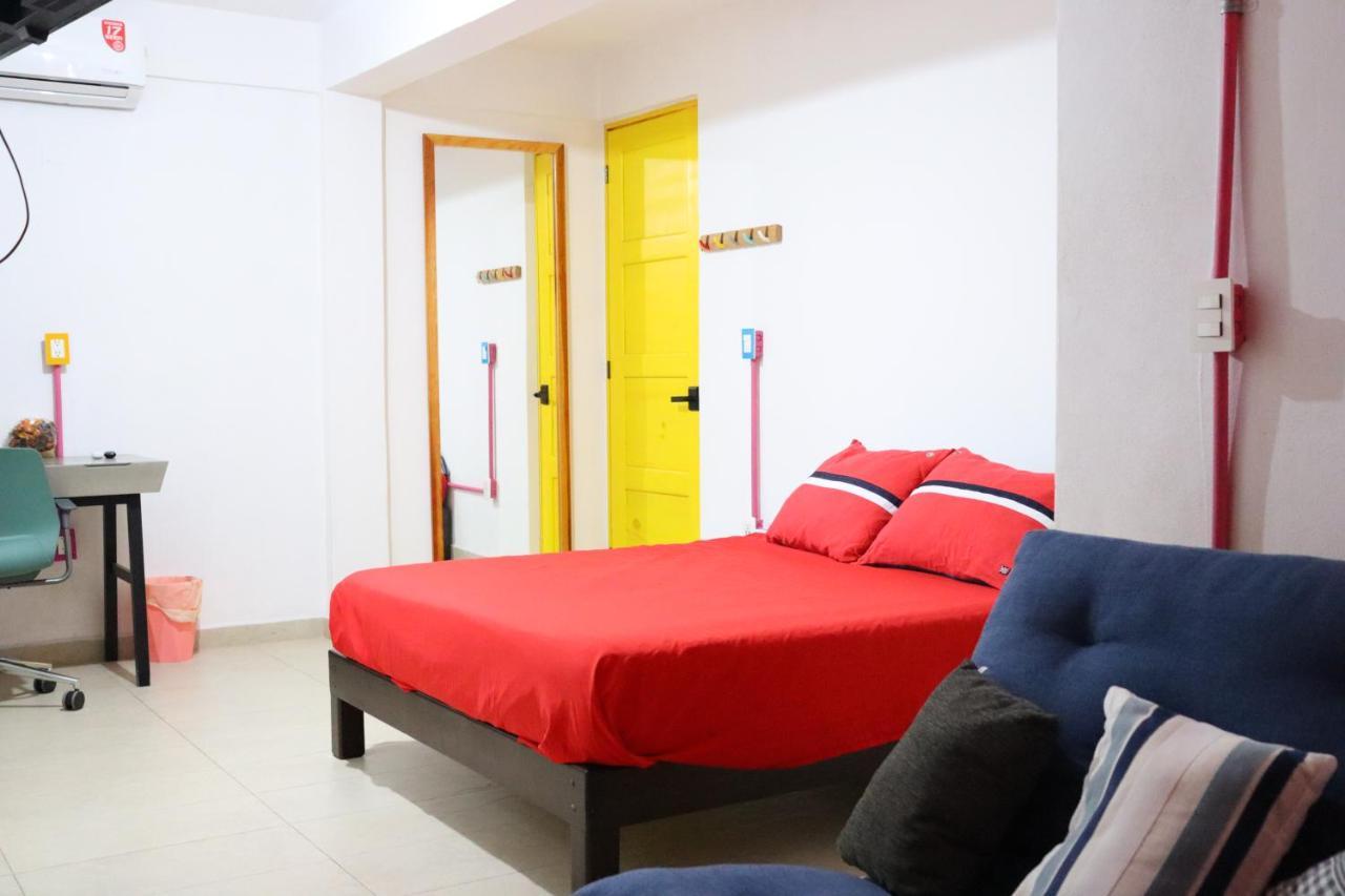Hotel Casa Mandarine , Amazing Private Rooms W Balcony, Rooftop, Hammocks, Ac, Smartv, 100Mbs! Zihuatanejo Exterior foto