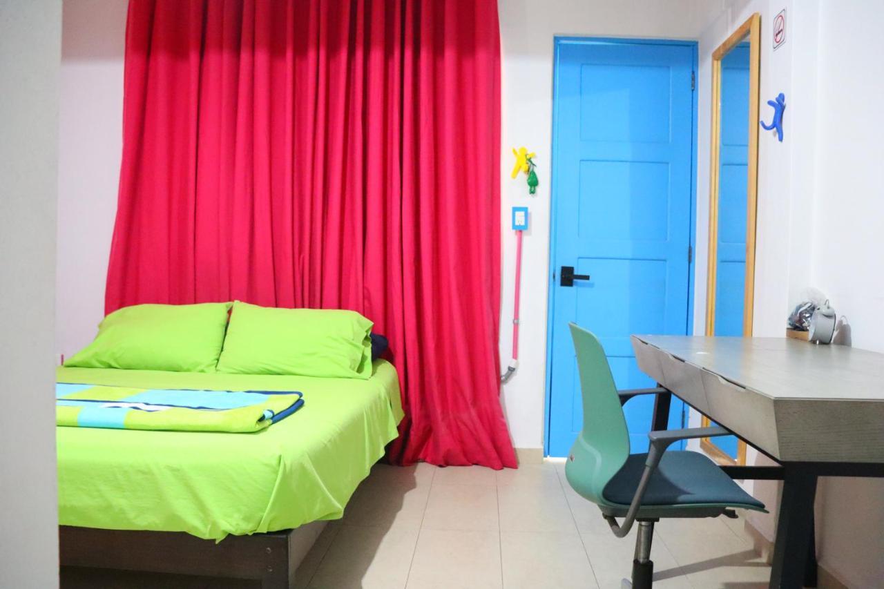 Hotel Casa Mandarine , Amazing Private Rooms W Balcony, Rooftop, Hammocks, Ac, Smartv, 100Mbs! Zihuatanejo Exterior foto