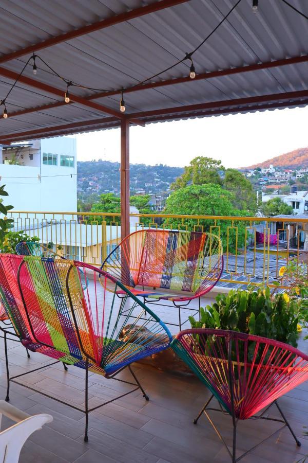 Hotel Casa Mandarine , Amazing Private Rooms W Balcony, Rooftop, Hammocks, Ac, Smartv, 100Mbs! Zihuatanejo Exterior foto