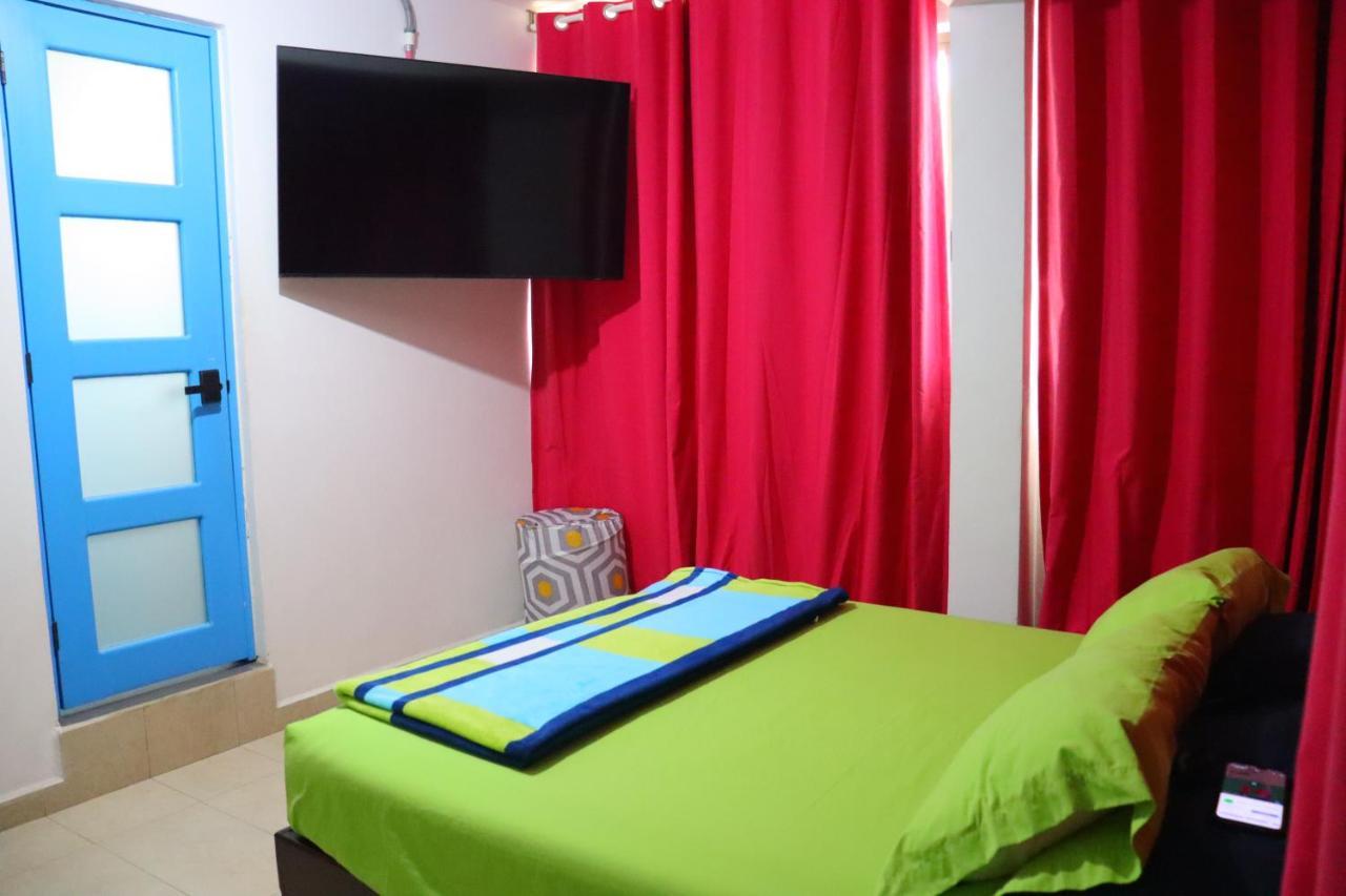 Hotel Casa Mandarine , Amazing Private Rooms W Balcony, Rooftop, Hammocks, Ac, Smartv, 100Mbs! Zihuatanejo Exterior foto