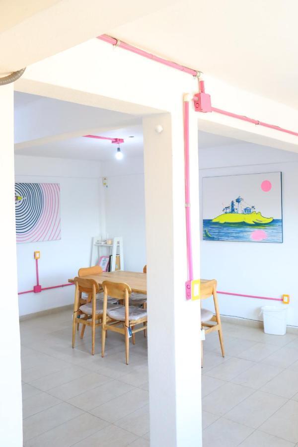 Hotel Casa Mandarine , Amazing Private Rooms W Balcony, Rooftop, Hammocks, Ac, Smartv, 100Mbs! Zihuatanejo Exterior foto
