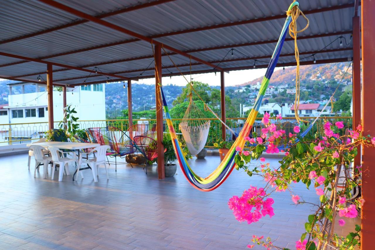 Hotel Casa Mandarine , Amazing Private Rooms W Balcony, Rooftop, Hammocks, Ac, Smartv, 100Mbs! Zihuatanejo Exterior foto